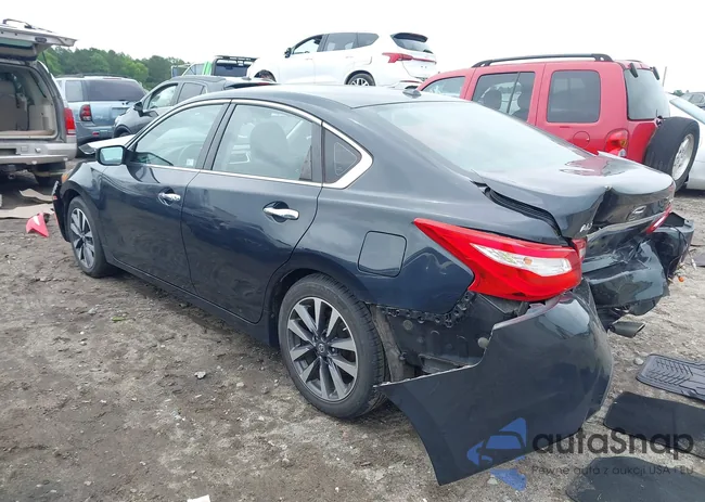 1N4AL3AP5HC194565: 42375915