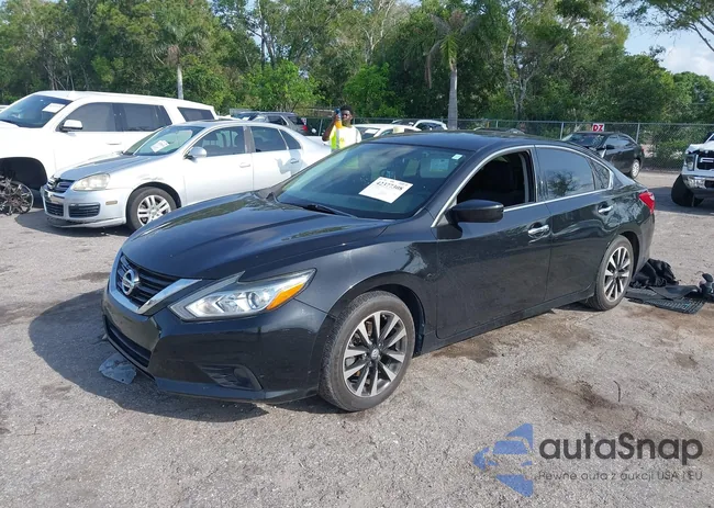 1N4AL3AP3JC264280: 42377308