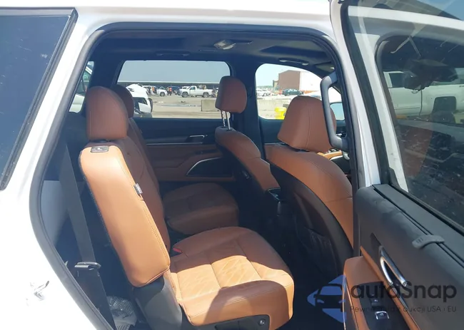 5XYP5DGC8RG533874: 42377392