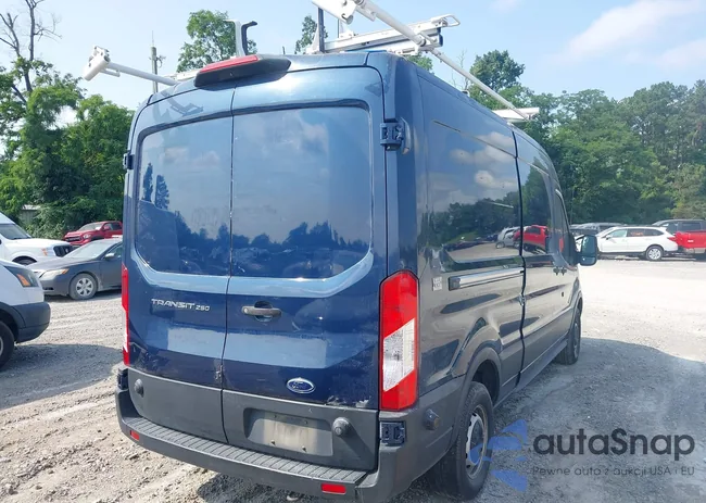 1FTYR2CM8KKA11256: 42377437