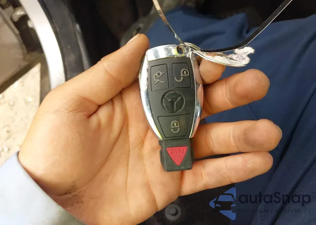 WDBRF84J85F567356: 42377444