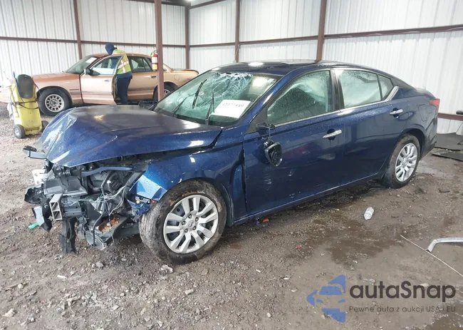 1N4BL4BV9KC132276: 42377449