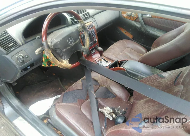 WDBPJ75J81A013014: 42376709