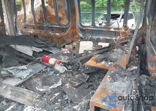 1FDBR1CGXLKB80766: 42376710