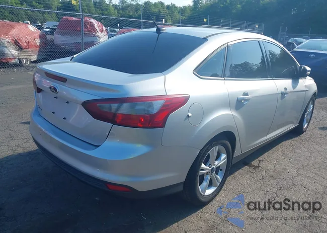 1FADP3F21EL267862: 42376824