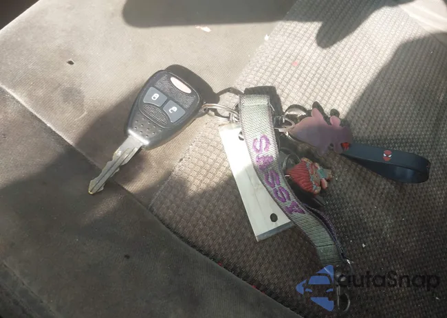 1C4NJCBA4ED593775: 42378084