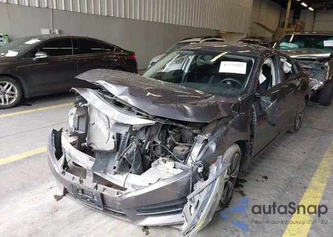 2HGFC2F5XJH537599: 42378103