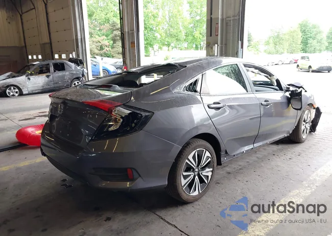 2HGFC2F5XJH537599: 42378103