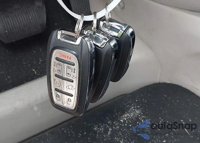 2C4RC1BG7MR548331: 42378118