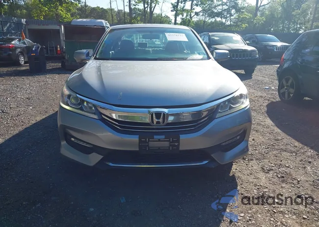 1HGCR2F71GA178668: 42378143