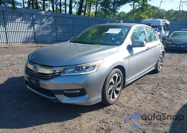 1HGCR2F71GA178668: 42378143