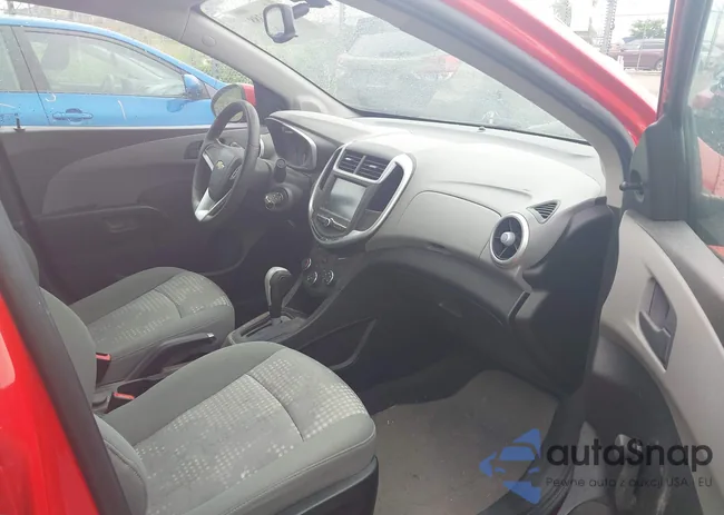 1G1JB5SH2H4141664: 42378388