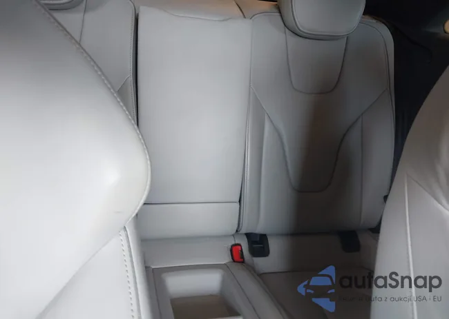 WAUCGAFR3DA035018: 42378592