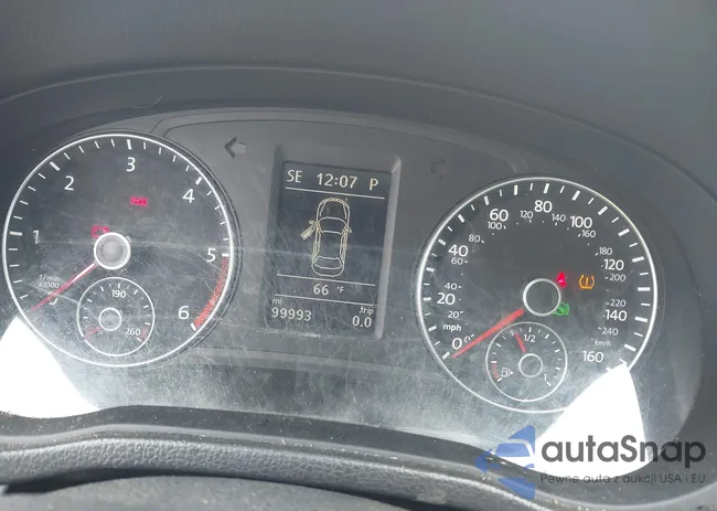 1VWBN7A3XDC120658: 42377686