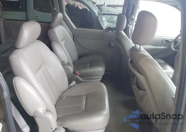 2C4GP54L14R599739: 42379119