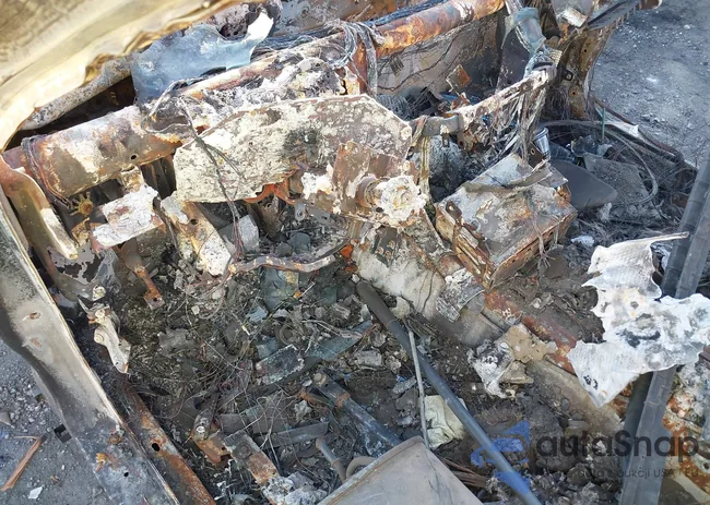 JN1CV6AP4DM714101: 42379233