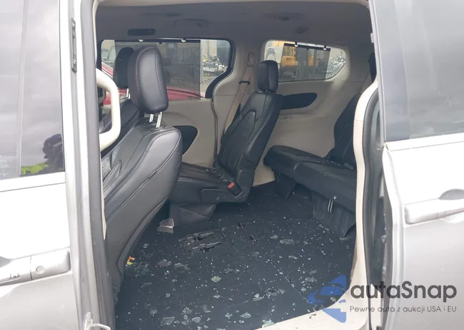 2C4RC1BG9JR217309: 42379260