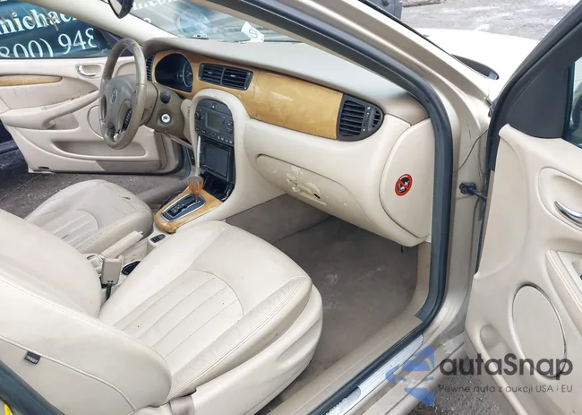 SAJEA51D43XD44979: 42379262