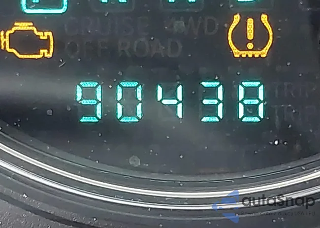 1C4NJDCB4DD199656: 42379382