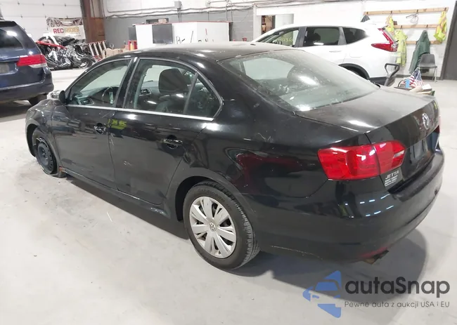 3VWDP7AJ9DM208424: 42379389