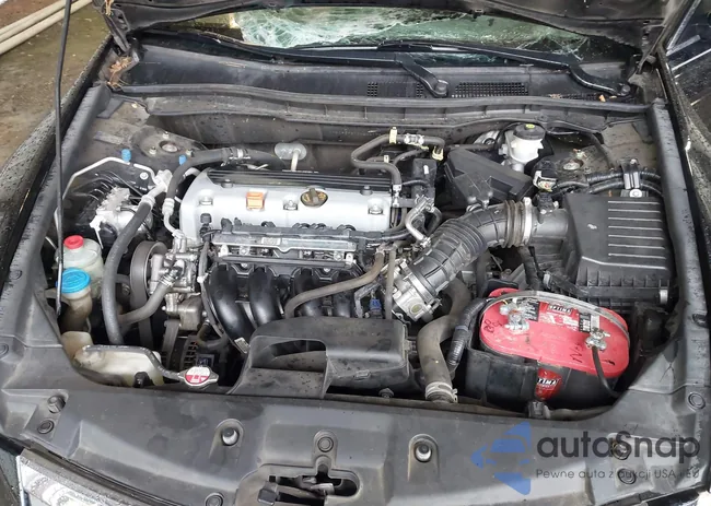 1HGCP2F61CA044198: 42379457