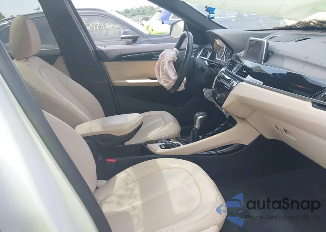 WBXHT3C32GP886506: 42378734