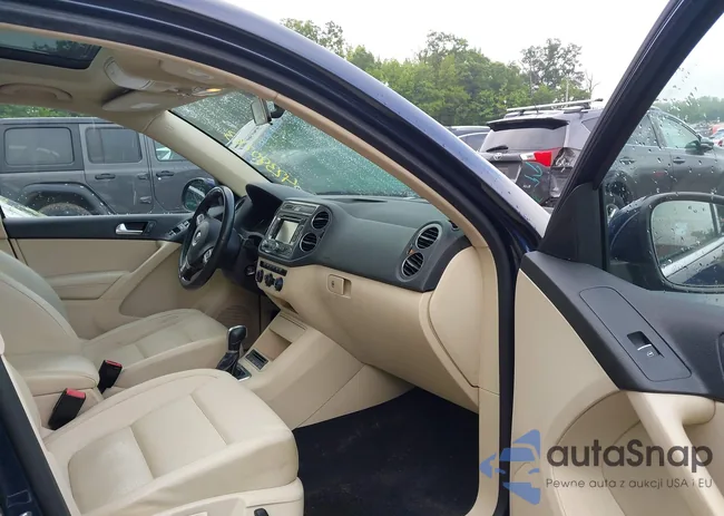 WVGAV3AX3DW561245: 42380283