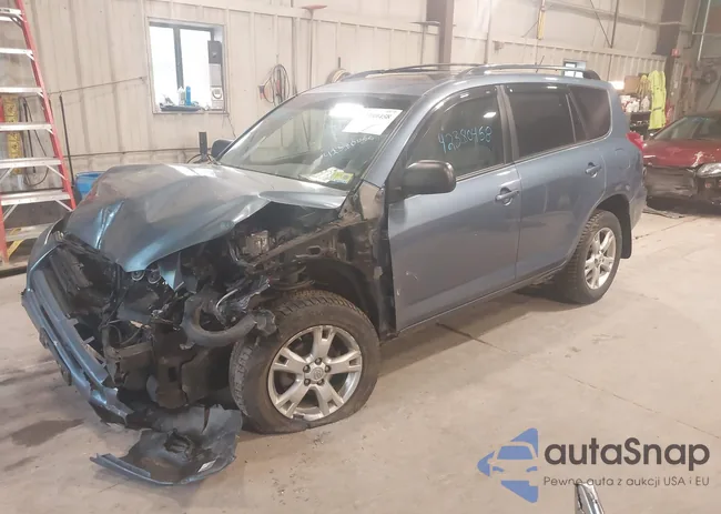 2T3BF4DV1BW114608: 42380458