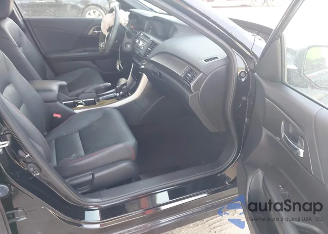 1HGCR2F15HA270640: 42380535