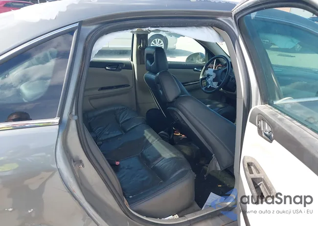 2G1WB58K479168076: 42379784