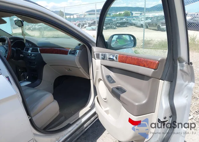 2C8GF68494R629452: 42379972