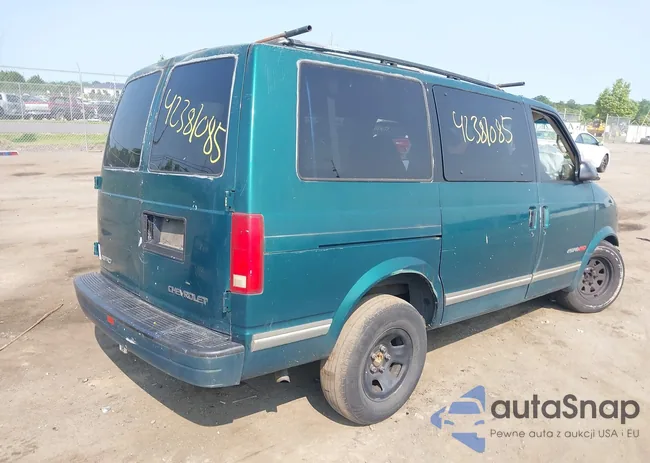 1GNEL19W2WB172044: 42381085