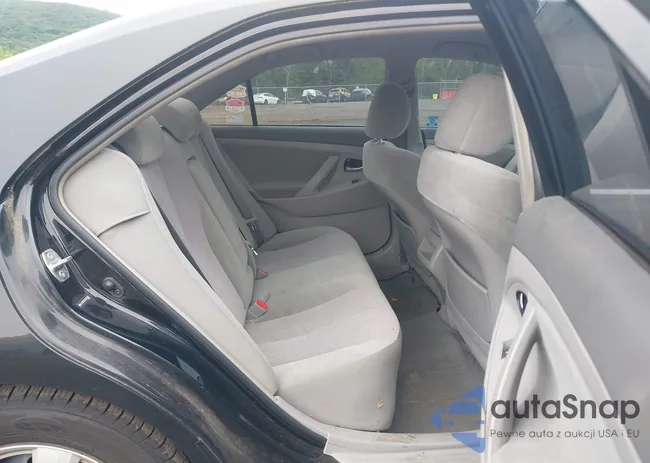 4T1BF3EK3AU555002: 42381160