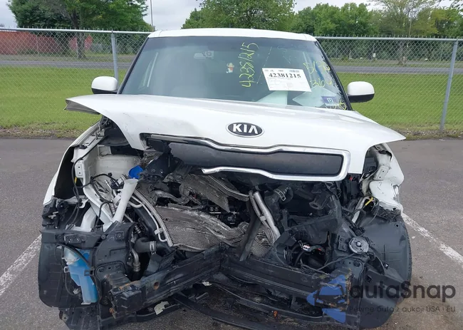 KNDJN2A24G7399692: 42381215