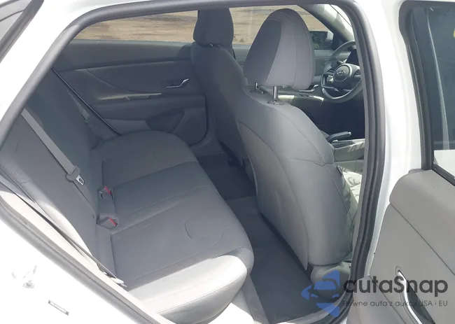 5NPLL4AG8MH016527: 42381369