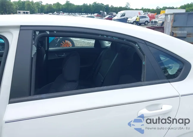 3KPF24AD5PE677916: 42381605