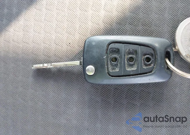 KNDJT2A50D7606199: 42380820