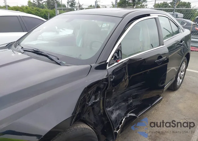 1FAHP2EW3CG119332: 42380940