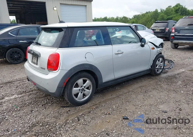 WMWXP5C34H2D16935: 42382322