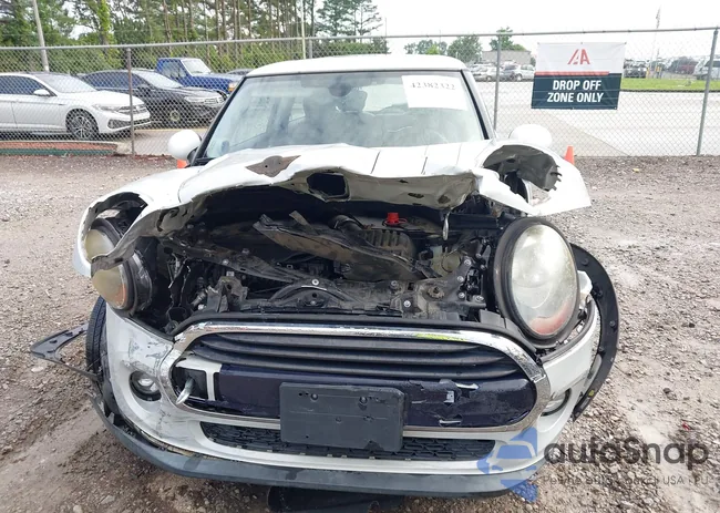 WMWXP5C34H2D16935: 42382322