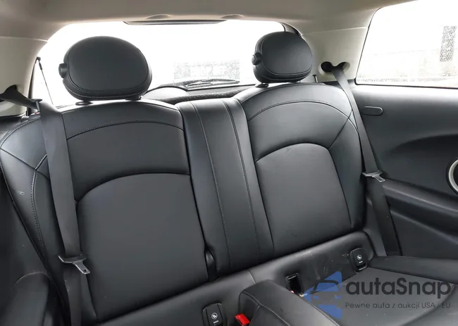 WMWXP5C34H2D16935: 42382322