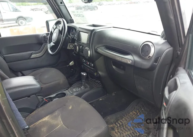 1C4BJWDG6EL293893: 42382405