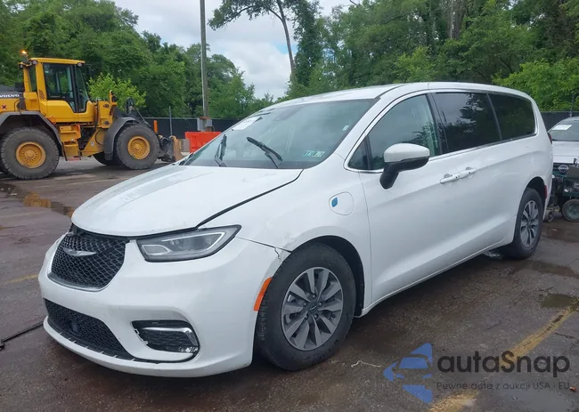 2C4RC1L78PR608880: 42382470