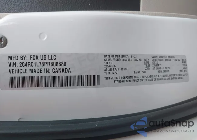 2C4RC1L78PR608880: 42382470