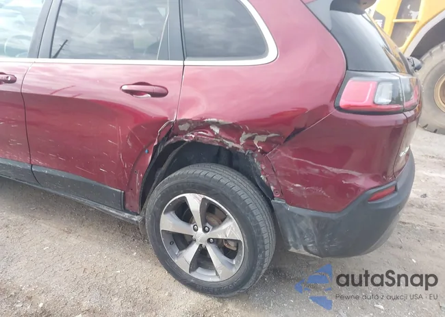 1C4PJMDX8LD608114: 42381680