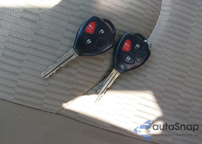 JTMBF33V795014588: 42381853