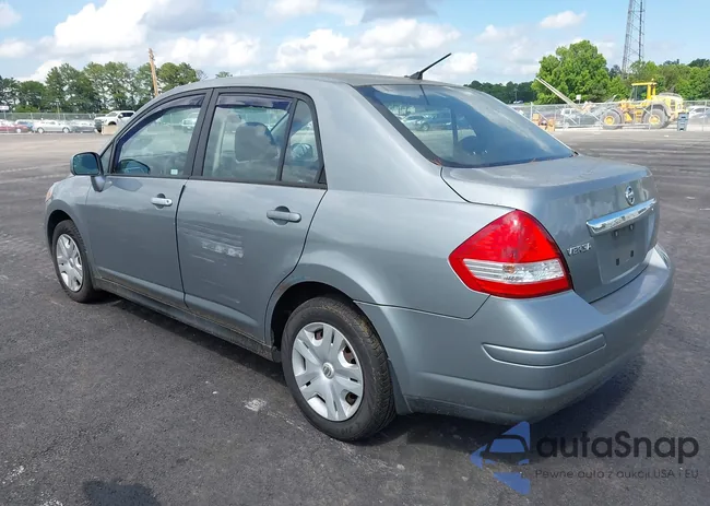 3N1BC1AP0BL392052: 42383113