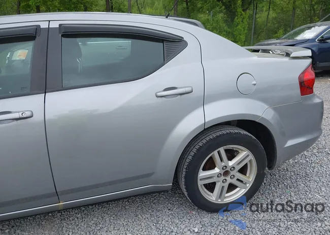 1C3CDZAG7EN226732: 42383178