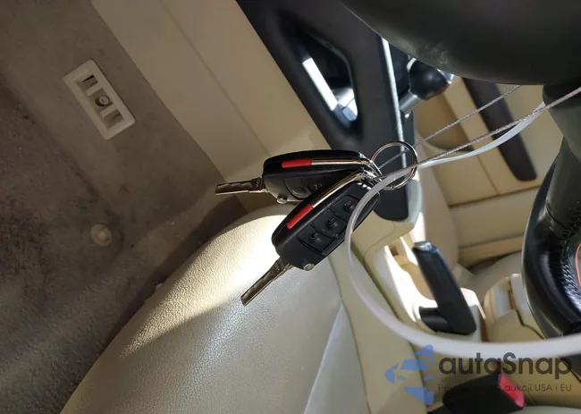 WAUBJAFMXCA101144: 42383343