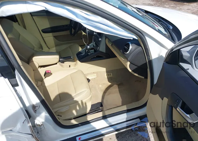 WAUBJAFMXCA101144: 42383343